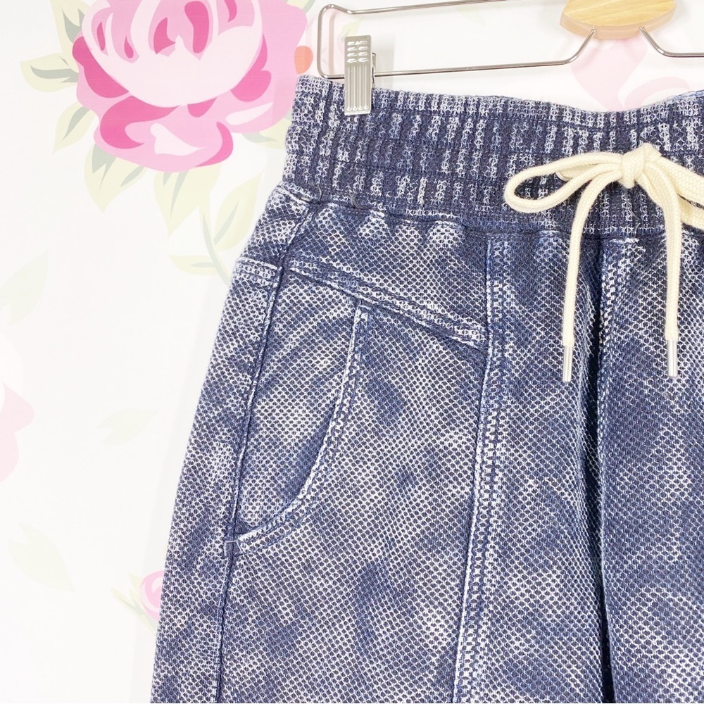 NEW Free People Arcadia Honeycomb Harem Dark Wash Pants S - Picture 7 of 15
